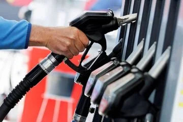 سخنگوی کمیسیون انرژی: موضوع افزایش قیمت بنزین مطرح نیست